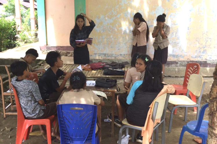 Sekolahan Disegel Ahli Waris, Murid SMP Di Sangtombolang Terlantar