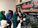 Jelang Ramadhan, Fory Naway Bagikan 100 paket Sembako Kepada Kader Kesehatan dan Dukun Kampung