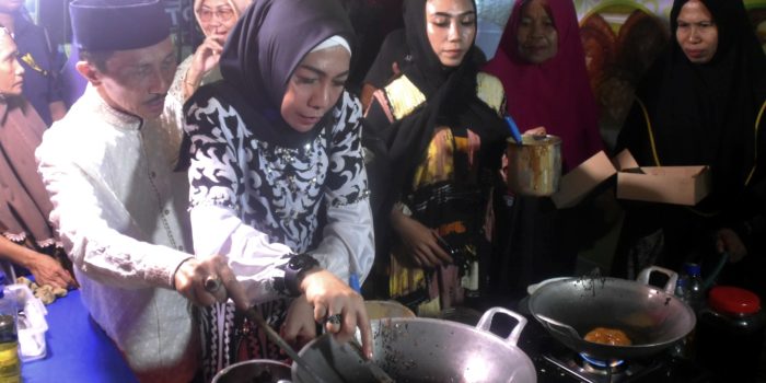 Sebanyak 27 Ribu Cucur di Festival Tutulu di Kecamatan Tibawa, Nelson : Kebanggaan Kabgor Pada Ivent I Muharram