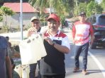 Alami Kekeringan Pemda Boalemo Bantu Air Bersih di Kecamatan Paguyaman Pantai