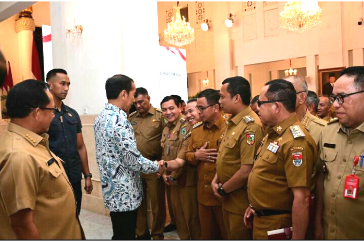 Pj. Bupati Bolmut Hadiri Rakor Bersama Presiden Jokowi