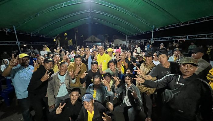 Kampanye Dialogis, Caleg Golkar Robby Momongan Banjir Dukungan