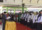 Bupati Nelson Melantik Kepsek, Korwil, dan Pengawas Sekolah