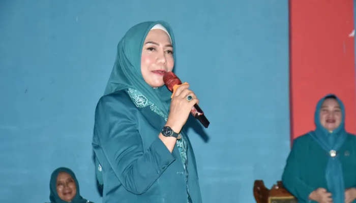 Fory Naway Ajak Pengurus PKK desa Kerja Ikhlas dan Tulus Untuk Masyatakat