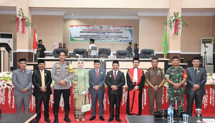 Bupati Boalemo Hadiri Pelantikan Ketua DPRD Kabupaten Boalemo