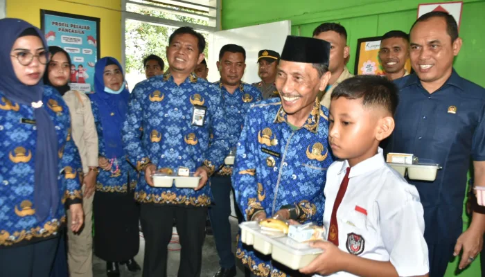 Pemkab Gorontalo Luncurkan Program Makanan Bergizi Gratis, Dukung Peningkatan SDM