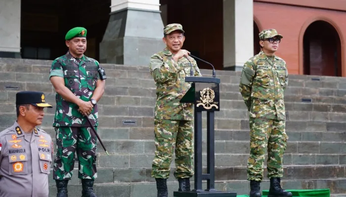 Gubernur Akmil Dampingi Mendagri Sambut Kepala Daerah Peserta Retreat