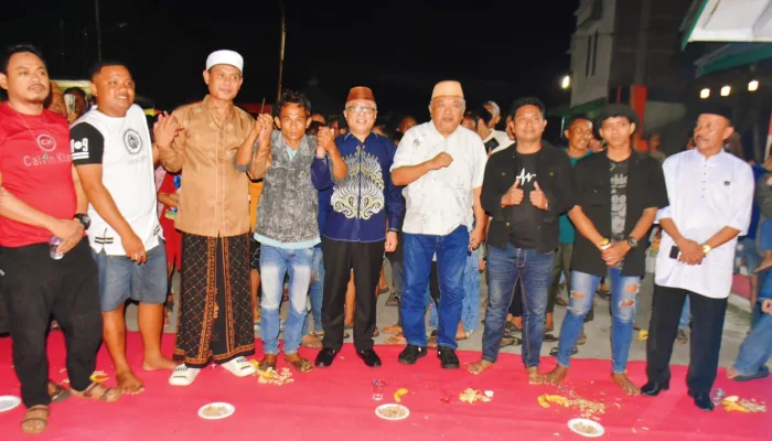 Tradisi Malam Qunut Harus Dipertahankan. Bupati Sofyan Minta Perayaannya Dibukukan dan Dipajang Dirumah Adat