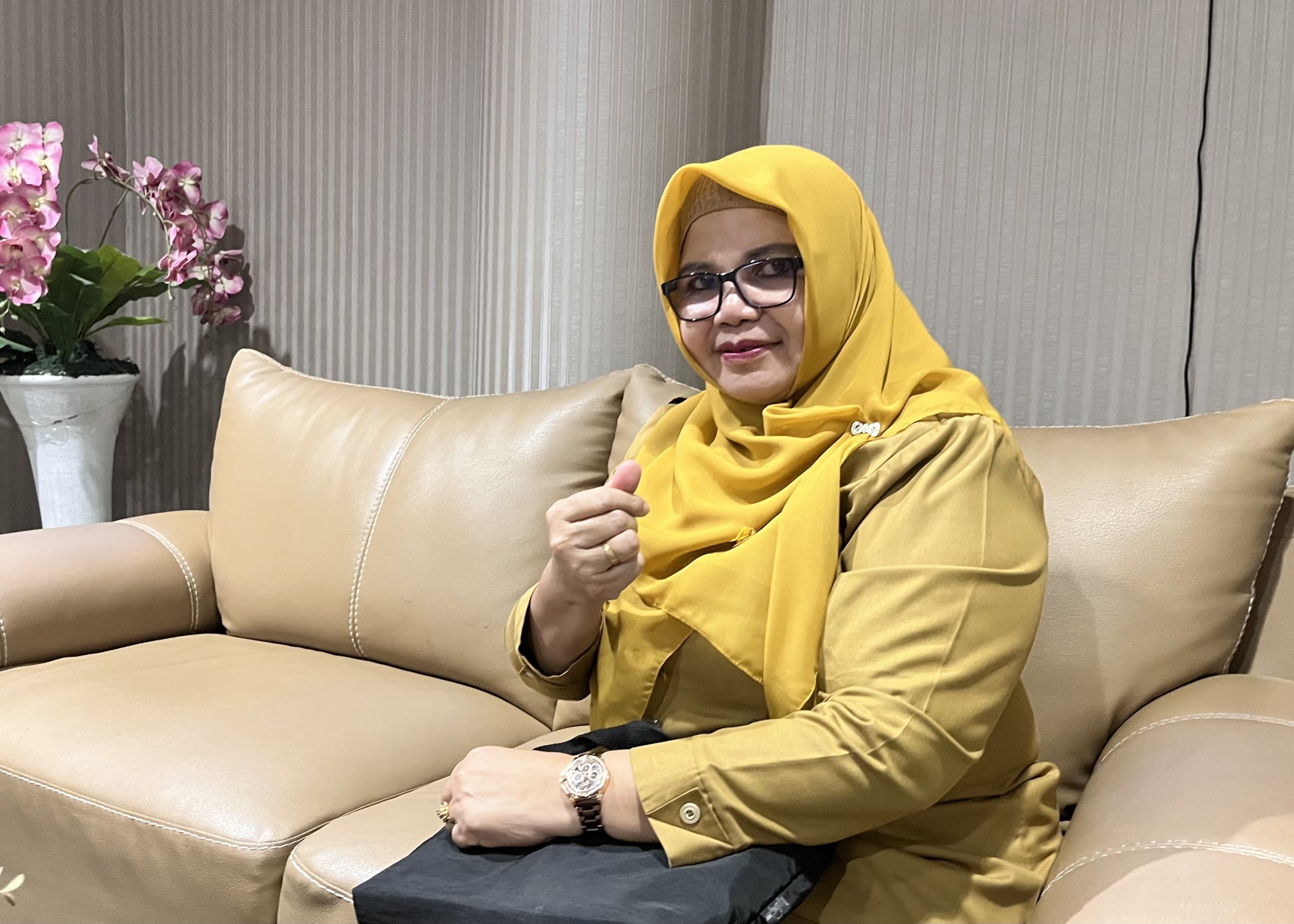 Irma Ginoga S.Pd M.Si, Kadis DPMPTSP Boltara