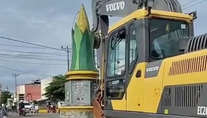 Tentang TUGU JAGUNG dan VIDEOTRON dalam perspektif kebijakan PROFIT oleh pemerintah daerah
