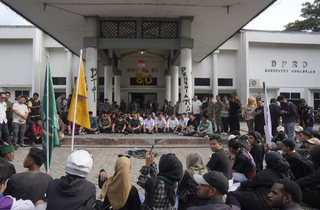 Bupati Gorontalo Tandatangani Fakta Integritas