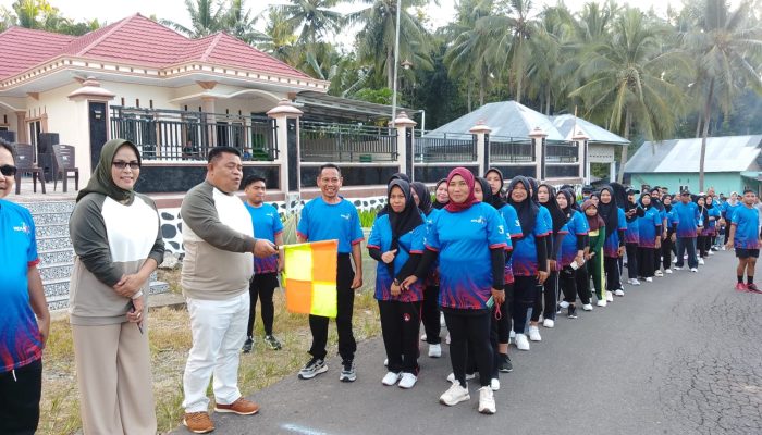 HUT Desa Molas Meriah, Sugondo Apresiasi Fun Walk