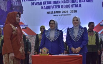 Dari PKK ke Dekranasda, Maryam Sofyan Puhi Perkuat Peran Perempuan dalam Ekonomi Lokal