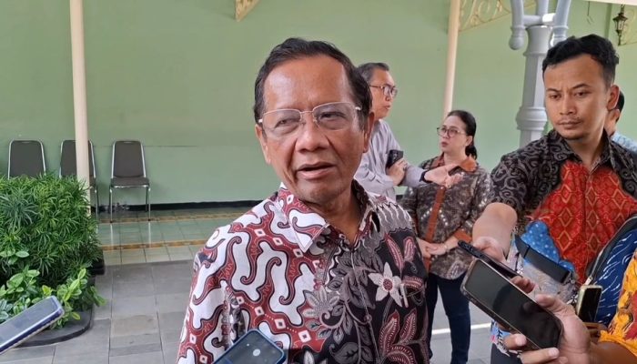 Viral! Cucu Mahfud MD Keracunan Usai Santap MBG di Yogyakarta