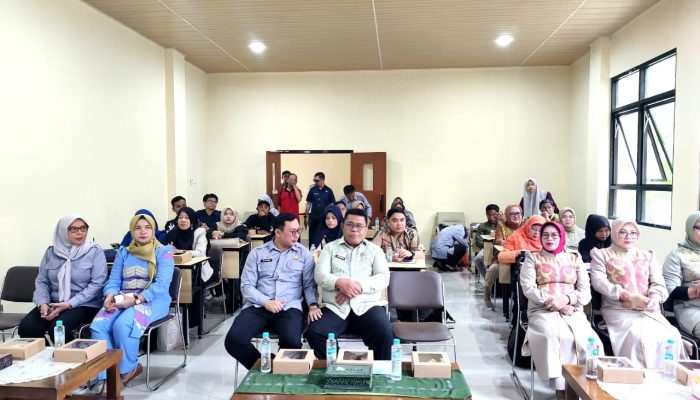 Sekda Gorontalo Buka Pelatihan Bisnis dan Kurasi Produk IKM, Siapkan Pelaku Usaha Sambut Saka Nasional