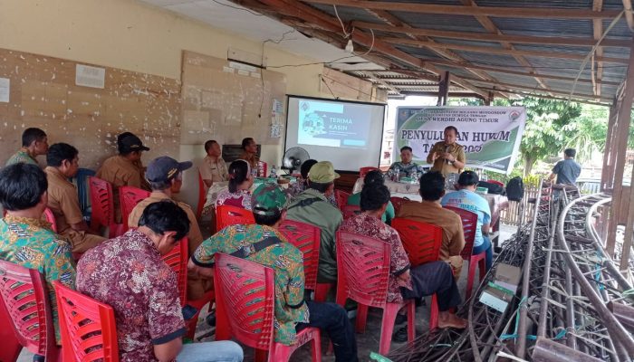 Penyuluhan Hukum dan Pembinaan Masyarakat Sadar Hukum di Desa Werdhi Agung Timur