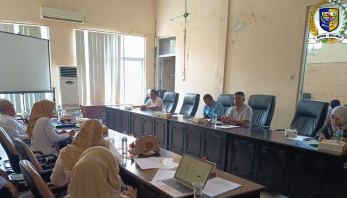Komisi II DPRD Bolmut Gelar Rapat Kerja Bahas Optimalisasi Program dan Isu Illegal Fishing