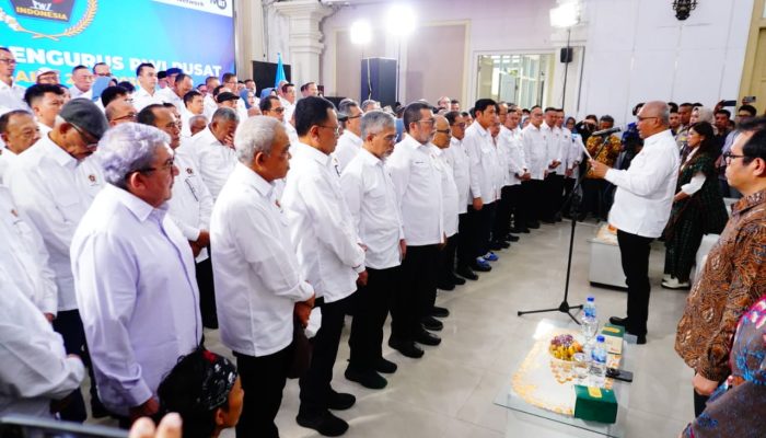 Pengurus PWI Pusat 2025–2030 Resmi Dikukuhkan di Monumen Pers Solo