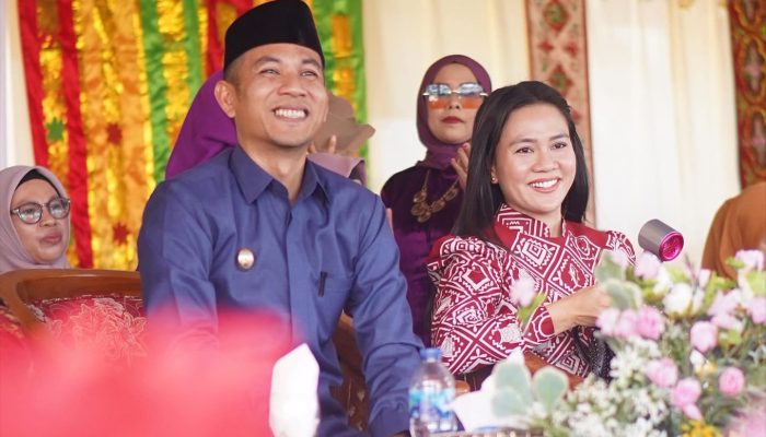 Wabup Boltara Ajak Warga Pinogaluman Jaga Semangat Kebersamaan di HUT ke-23 Kecamatan