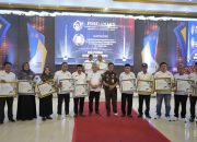 Bupati Sofyan Puhi Tegaskan Pajak sebagai Fondasi Kemandirian Daerah pada PDRD Award 2025