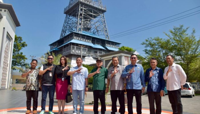 Puluhan Ribu Peserta Penas Gerakkan Ekonomi Gorontalo