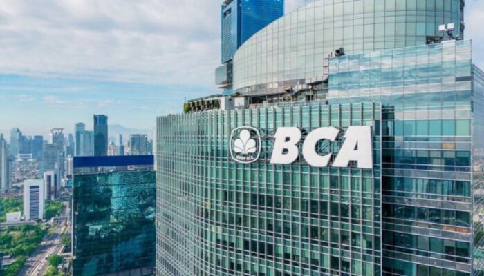BBCA Ambruk 32%, Asing Panik Jual Besar, Analis Malah Kompak Buy