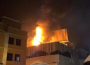 Mega Mall Manado Terbakar