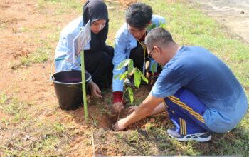 Pekan Penghijauan XXXV UNRI Resmi Dibuka, Fokus Selamatkan Hulu Sungai Kampar