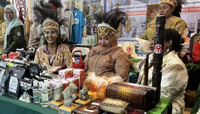 Produk Papua Tengah Banjir Perhatian di Pameran PENAS XVII Gorontalo