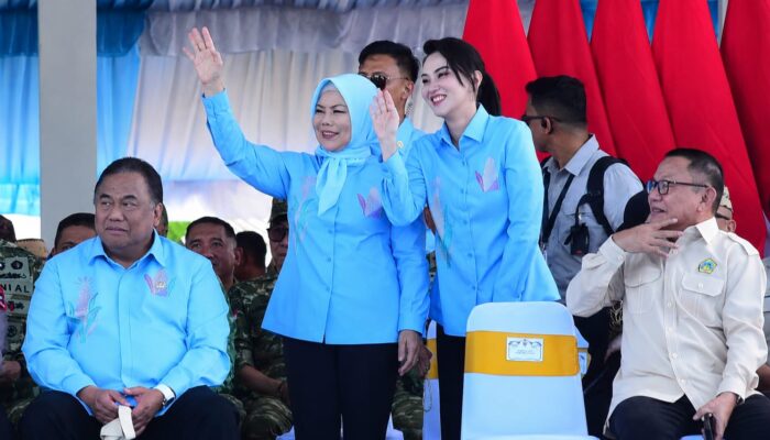 Idah dan Sherly Curi Perhatian di Panggung PENAS XVII