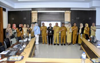 Kabupaten Gorontalo Perkuat Sinergi Lintas Sektor Tekan Stunting 4 Penuhi Pengasuhan Berbasis Hak Anak,Konseling dan Curhat Bagi Masyarakat Pemkab Gorontalo Launching Aplikasi SIAGA GEMILANG
