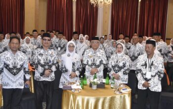Bupati Sofyan Tegaskan Komitmen Lindungi Guru, Pastikan P3K Paruh Waktu Tetap Aman dan Terlindungi 5