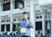 Bupati Sofyan Puhi Pastikan PPPK Paruh Waktu Tetap Bekerja, Gaji Dianggarkan Hingga 2027 12 Roni Sampir