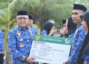 Bupati Sofyan Puhi: PPPK Paruh Waktu Kini Dapat Perlindungan BPJS Kesehatan 14 Roni Sampir