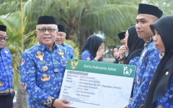 Bupati Sofyan Puhi: PPPK Paruh Waktu Kini Dapat Perlindungan BPJS Kesehatan 6 Roni Sampir