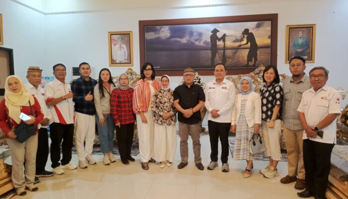 Bupati Sofyan Puhi Sambut Pengurus PMI Pusat dan Peserta Rakernis Regional V di Rumah Dinas