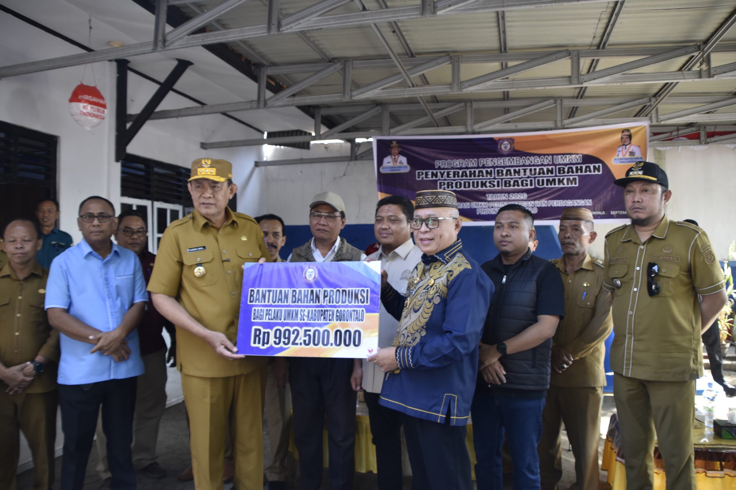 397 UMKM Gorontalo Terima Bantuan,Bupati Sofyan Dorong Usaha Naik Kelas